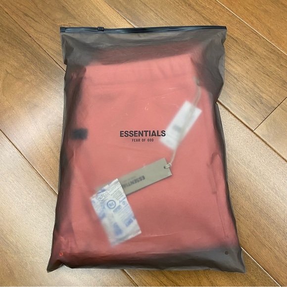 Fear of God Essentials Coral Sweatpants - Picture 6 of 6